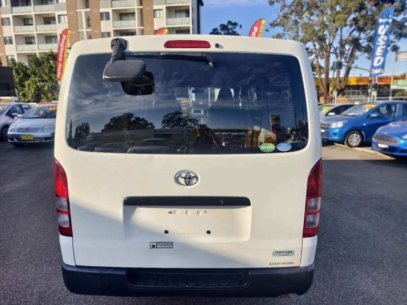 2013 TOYOTA Hiace, auto, low kilometers, well maintained, $24999 Ready for work.