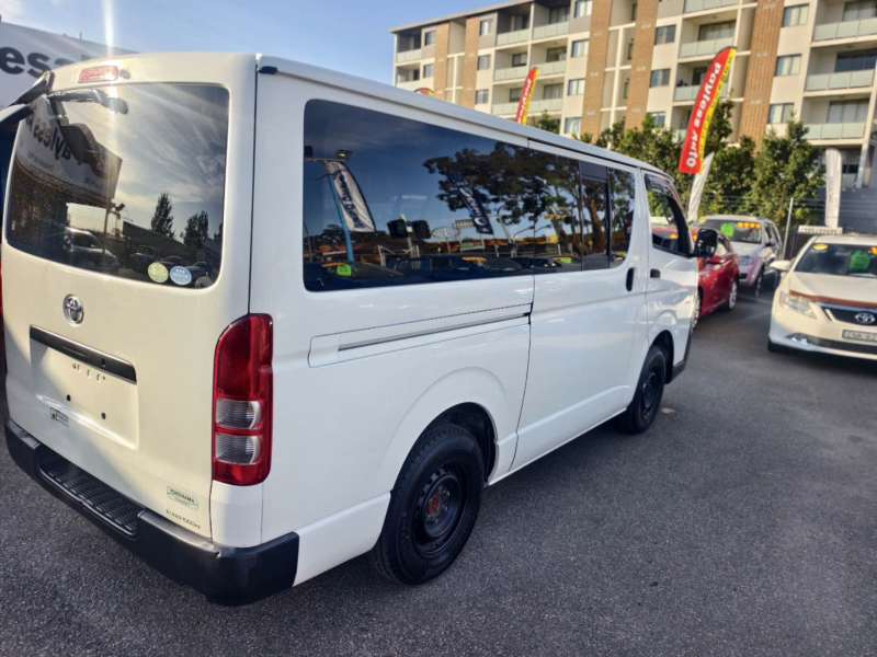 2013 TOYOTA Hiace, auto, low kilometers, well maintained, $24999 Ready for work.