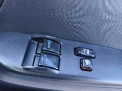 2013 TOYOTA Hiace, auto, low kilometers, well maintained, $24999 Ready for work.