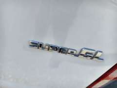 2012 TOYOTA Hiace, Wide body, Super Gl, well maintained