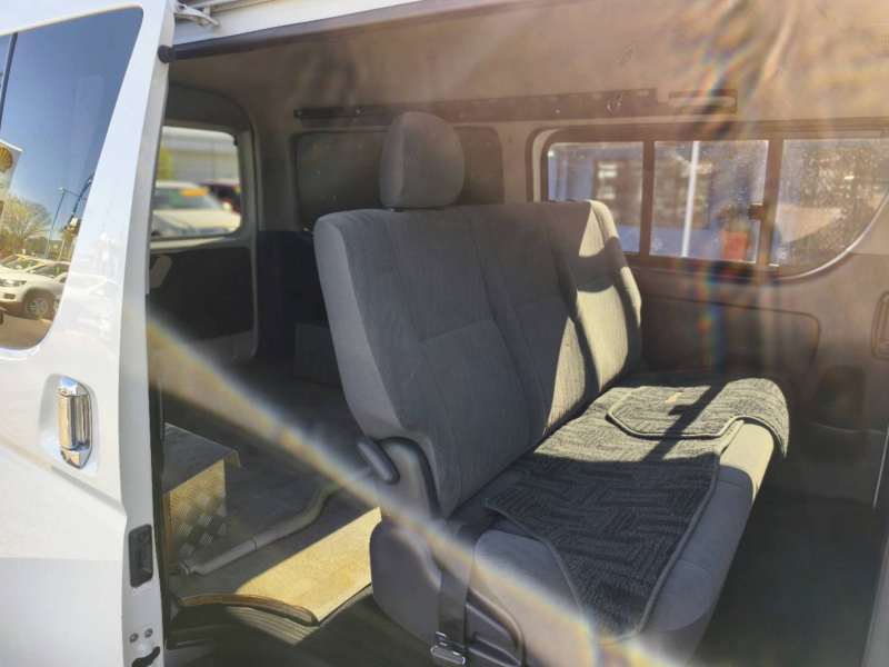 2012 TOYOTA Hiace, Wide body, Super Gl, well maintained