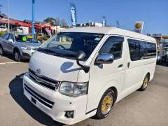 2012 TOYOTA Hiace, Wide body, Super Gl, well maintained