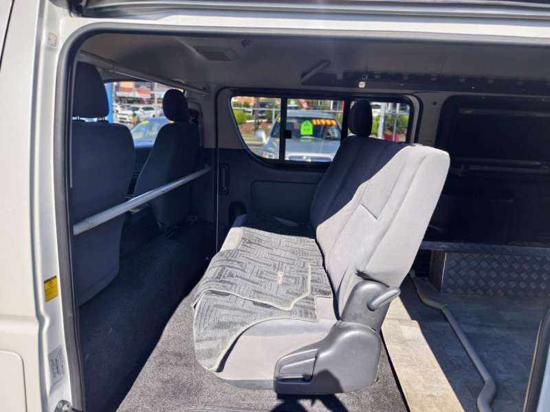 2012 TOYOTA Hiace, Wide body, Super Gl, well maintained