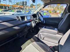 2012 TOYOTA Hiace, Wide body, Super Gl, well maintained