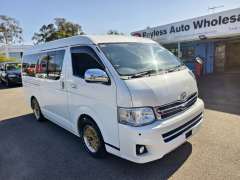 2012 TOYOTA Hiace, Wide body, Super Gl, well maintained