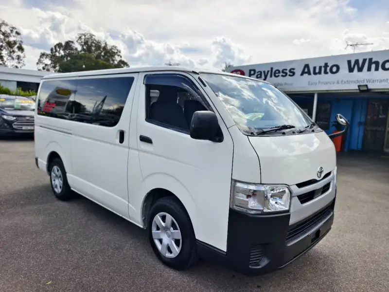 2020 TOYOTA HIACE, auto, low kilometers, $ 33999 Ready for work.