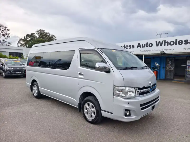 2013 TOYOTA Hiace, Commuter SLWB, high roof, wide body,10 seats, $ 31999 Ready for work.