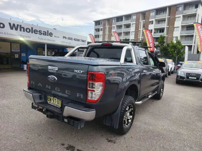 2013 FORD RANGER XLT 3.2 (4x4), Nice truck ! Well maintained ! $ 19999 Ready for work.