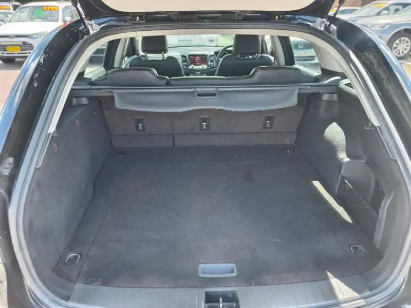 2014 HOLDEN COMMODORE SV6, wagon, low kilometers, $ 17999