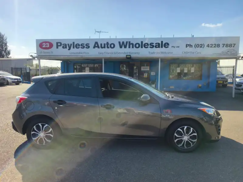 2010 MAZDA MAZDA3 NEO, auto, hatchback, well maintained, $ 8999