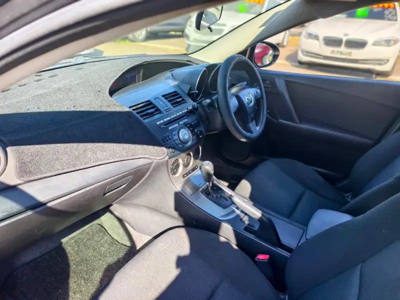2010 MAZDA MAZDA3 NEO, auto, hatchback, well maintained, $ 8999