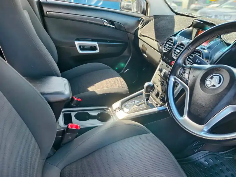 2013 HOLDEN CAPTIVA 5 LTZ (FWD), auto, low kilometers, well maintaine, $ 7999