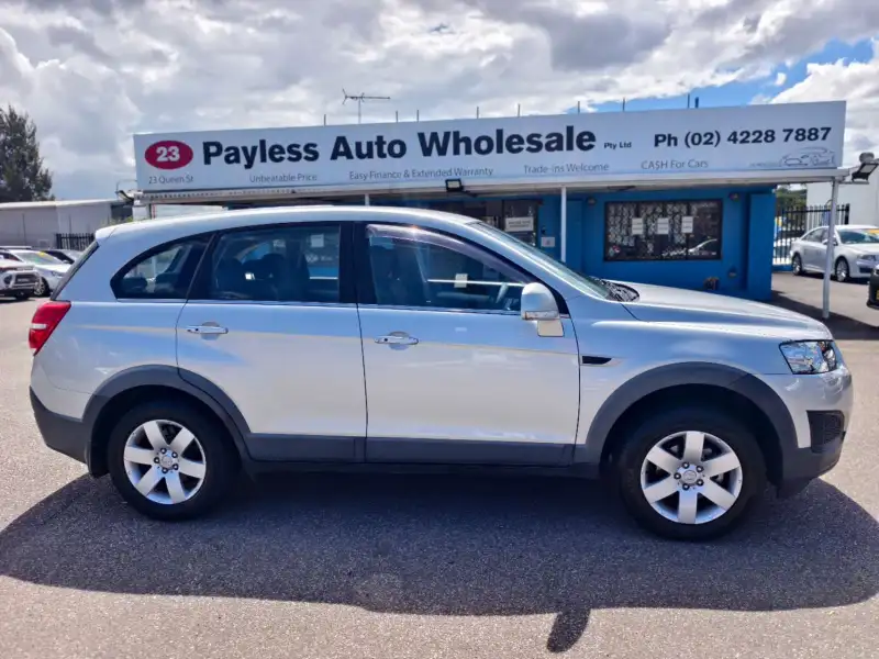 2015 HOLDEN CAPTIVA 7 seats, 98988km only, well maintained, $ 10999