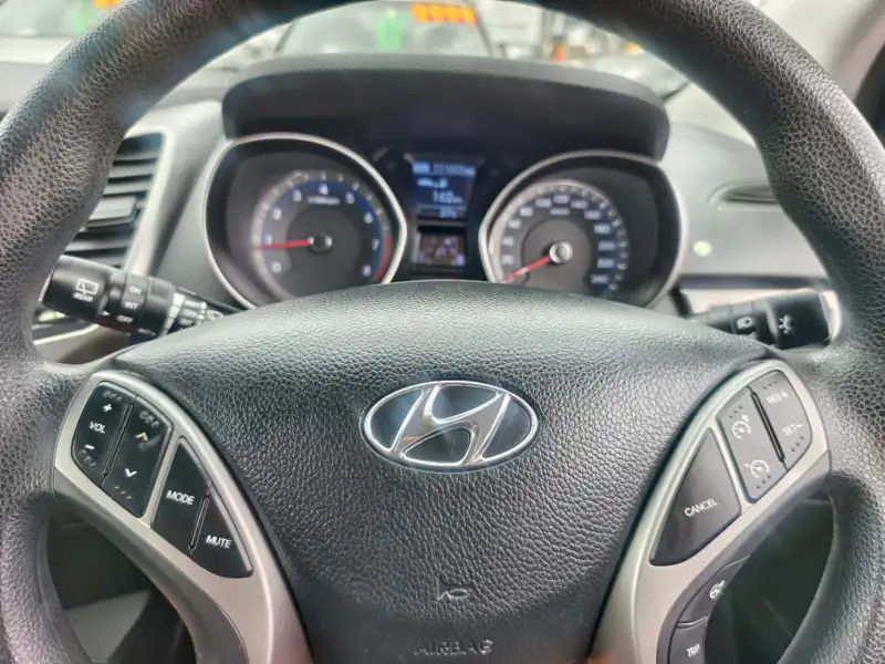 2013 HYUNDAI i30 SE, auto, low kilometers, $ 9999 On special