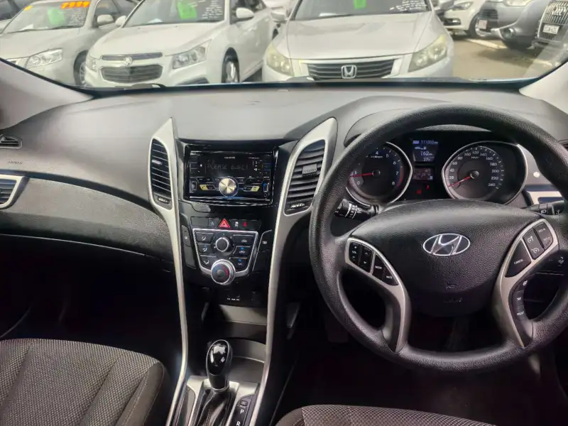 2013 HYUNDAI i30 SE, auto, low kilometers, $ 9999 On special