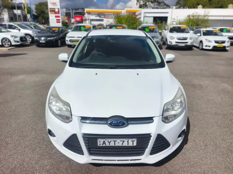 2012 FORD FOCUS TREND, auto, well maintained, $ 5999 Cheap reliable 1st car.