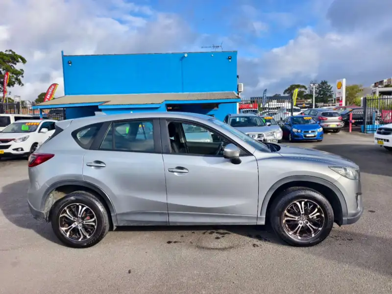 2014 MAZDA CX-5 MAXX , Very cheap, Cheap reliable car from A to B, $ 5999 Only. Drives like new !