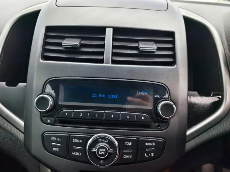 2012 HOLDEN BARINA -, low kilometers , $ 3999 Cheap reliable 1st car.