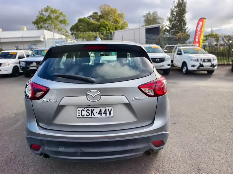 2014 MAZDA CX-5 MAXX , Very cheap, Cheap reliable car from A to B, $ 5999 Only. Drives like new !