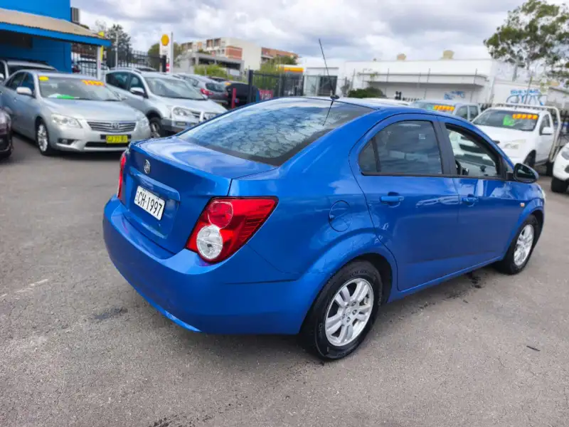 2012 HOLDEN BARINA -, low kilometers , $ 3999 Cheap reliable 1st car.