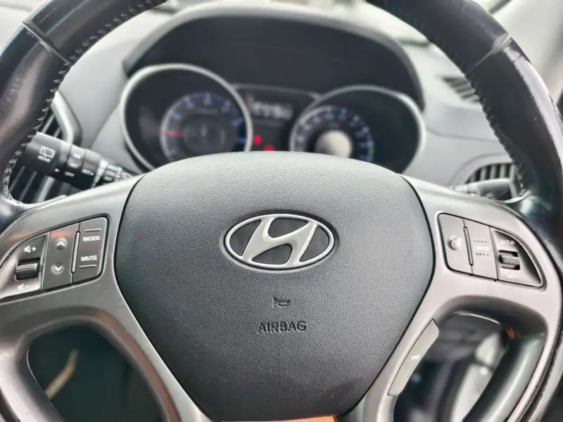 2015 HYUNDAI iX35 SE , auto, well maintained, $ 12999 Great coniditon !