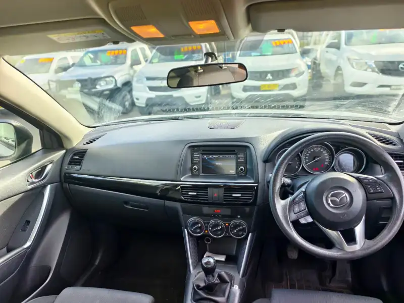 2014 MAZDA CX-5 MAXX , Very cheap, Cheap reliable car from A to B, $ 5999 Only. Drives like new !