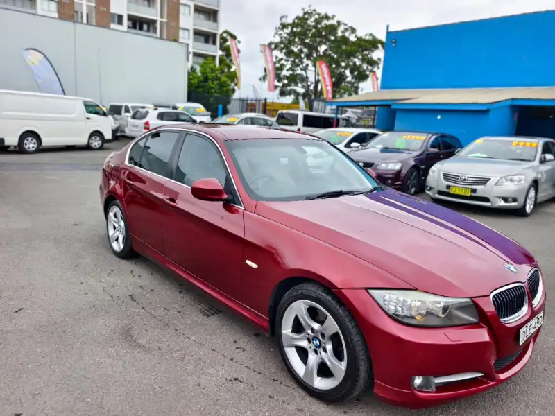 2011 BMW 3 20d LIFESTYLE, auto, well maintained, $ 7999 On special