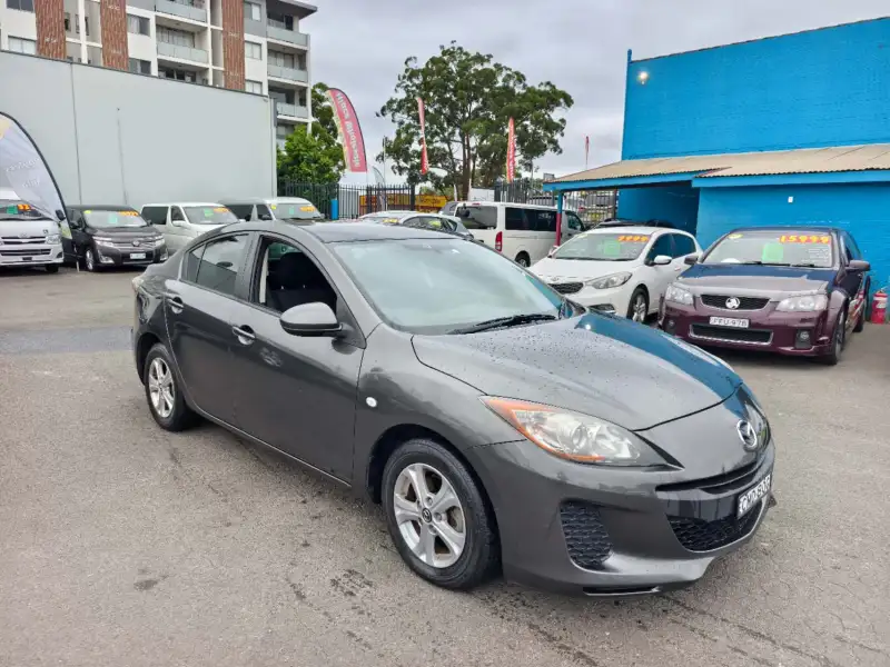 2013 MAZDA MAZDA3 NEO, auto, one owner, $9999 Great reliable 1st car.