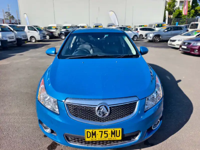 2014 HOLDEN CRUZE Z-SERIES, auto, well maintained, $ 7999 Nice colour !