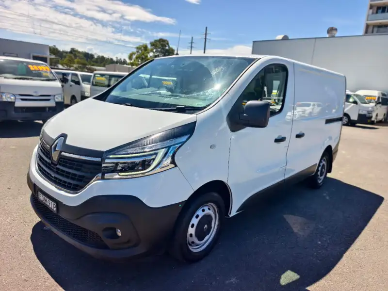2020 RENAULT TRAFIC TRADER LIFE, well maintained, low kilometers, ready for work. $ 19999 On special