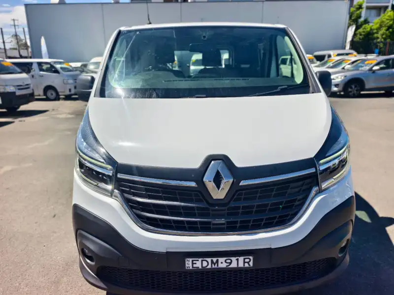 2020 RENAULT TRAFIC TRADER LIFE, well maintained, low kilometers, ready for work. $ 19999 On special