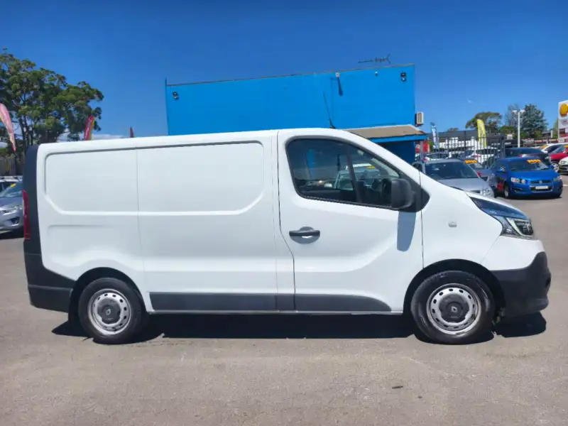 2020 RENAULT TRAFIC TRADER LIFE, well maintained, low kilometers, ready for work. $ 19999 On special