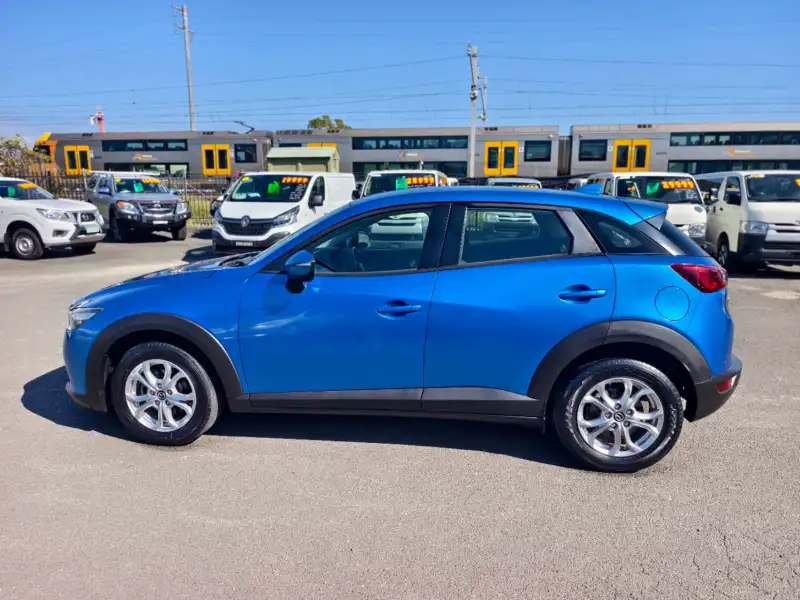 2015 MAZDA CX-3 MAXX , auto, very low kilometers, well maintained, $ 17999