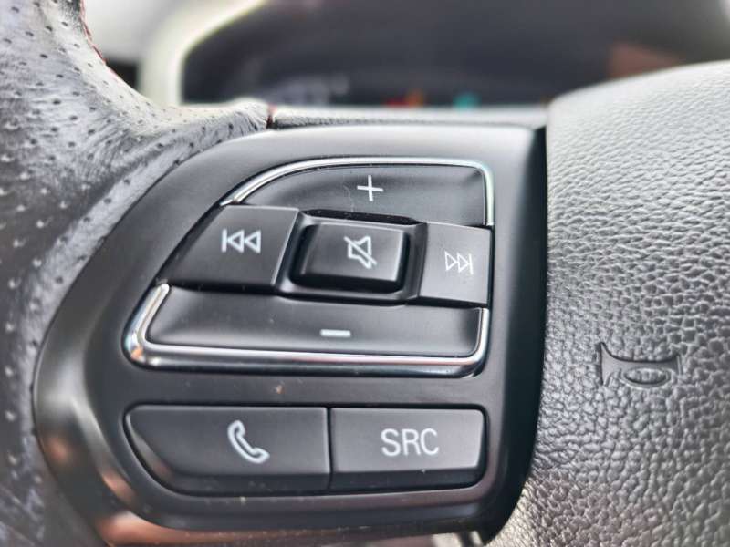 2023 MG HS VIBE, Under new car warranty! 52551km only, $ 19999