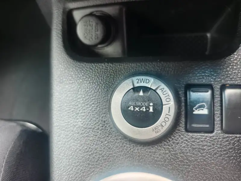 2009 NISSAN X-TRAIL ST (4x4), auto, well maintained, $ 6999 On special