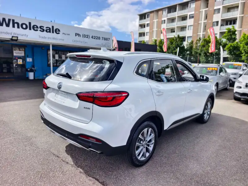 2023 MG HS VIBE, Under new car warranty! 52551km only, $ 19999