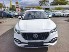 2023 MG HS VIBE, Under new car warranty! 52551km only, $ 19999
