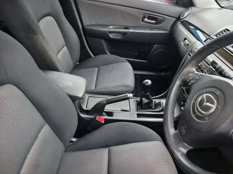 2006 MAZDA MAZDA3 MAXX SPORT, manual, well maintained, $ 4999