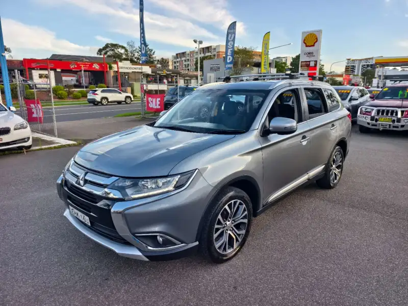 2016 MITSUBISHI OUTLANDER XLS , auto, low kilometers, well maintained, $ 13999