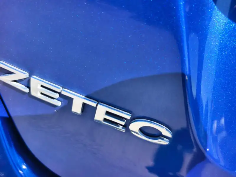2011 FORD FIESTA ZETEC, auto, low kilometers, $ 7999