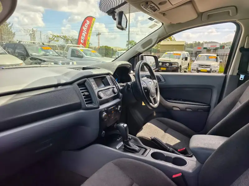 2016 FORD RANGER XLS 3.2 (4x4), auto, low kilometers, $ 24999 Nice looking truck!