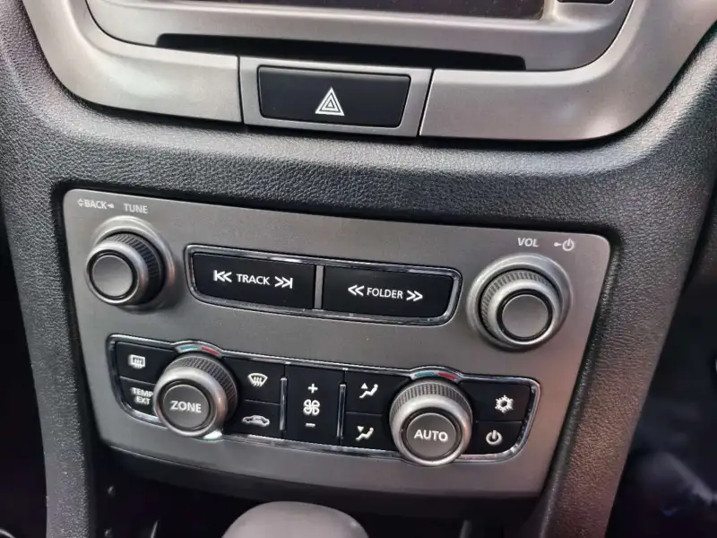 2011 HOLDEN COMMODORE OMEGA, wagon, well maintained, $ 6999