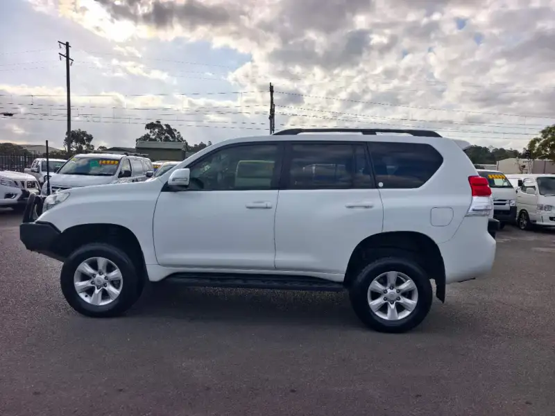 2012 TOYOTA LANDCRUISER PRADO GXL (4x4), well maintained, $ 23999