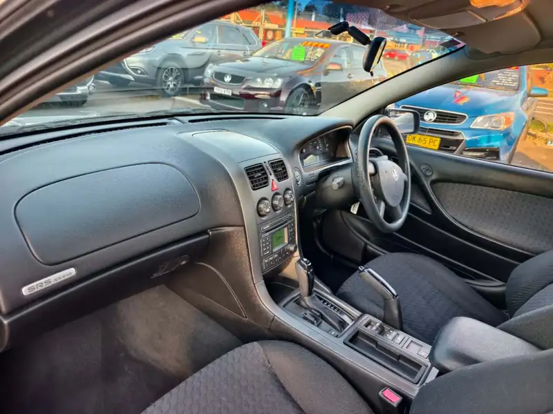 2006 HOLDEN COMMODORE ACCLAIM, Sporty, auto, low kilometers, $ 6650