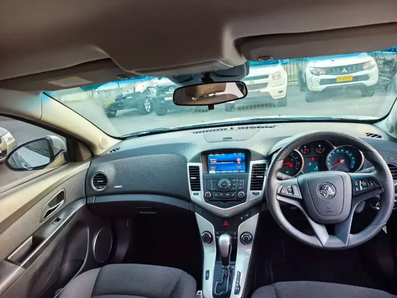 2013 HOLDEN CRUZE CD EQUIPE, auto, low kilometers, well maintained, $ 6999