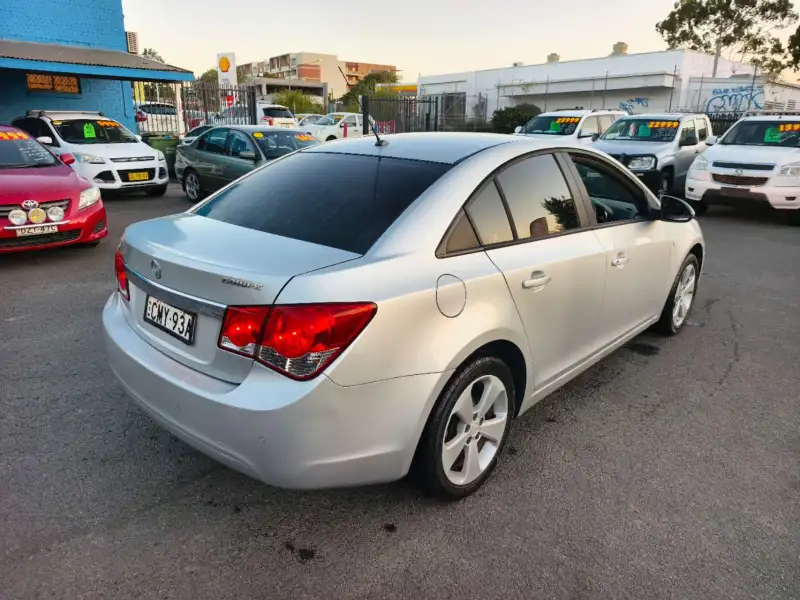 2013 HOLDEN CRUZE CD EQUIPE, auto, low kilometers, well maintained, $ 6999