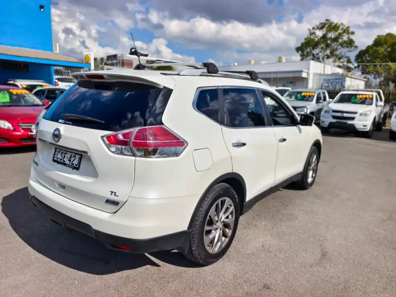 2014 NISSAN X-TRAIL TL , Top of the range, well maintained, $ 11999 On special