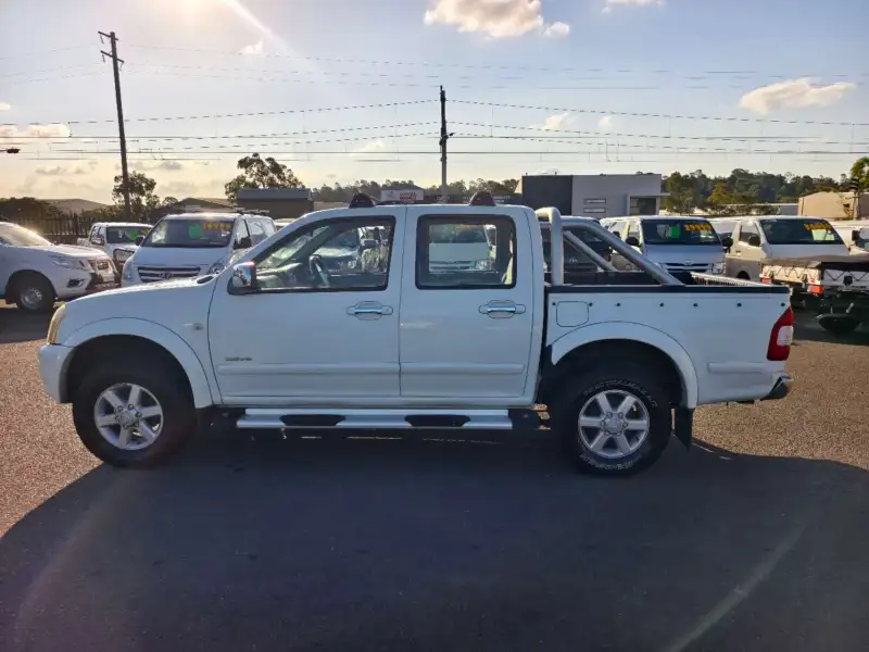 2004 HOLDEN RODEO LT, auto, Rego to 07/02/2026! Ready for work. $ 6999