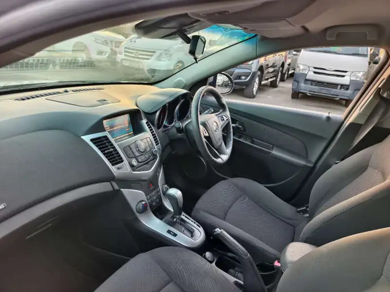 2013 HOLDEN CRUZE CD EQUIPE, auto, low kilometers, well maintained, $ 6999
