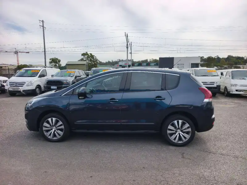 2015 PEUGEOT 3008 ACTIVE 2.0 HDi, only 65699km, drives like new! $ 12999 On special